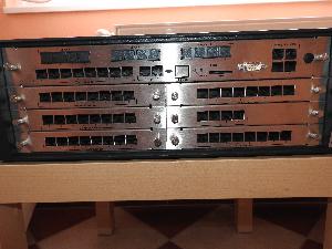 Siemens HiPath 3500 rack Digitális telefonközpont (6 ISDN fővonal + 28 analóg mellék + 24 digitális mellék)
