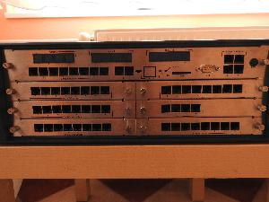 Siemens HiPath 3500 rack Digitális telefonközpont (6 ISDN fővonal + 28 analóg mellék + 24 digitális mellék)