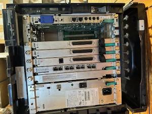 Panasonic KX-TDE100CE IP telefonalközpont 8 ISDN fővonal + 8 analóg fővonal + 4 IP fővonal + 32 digitális mellék + 8 IP mellék