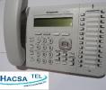 Panasonic KX-DT543X Digitális rendszertelefon fehér színben a KX-NS500/700, KX-TDA15/30, KX-TDA/TDE100/200/600, KX-NCP500/1000 alközpontokhoz